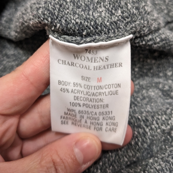 Woolrich Snowflake Sweater - Picture 9 of 11